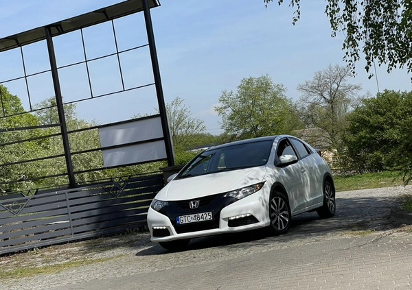 Honda Civic cena 39900 przebieg: 234000, rok produkcji 2015 z Tczew małe 704